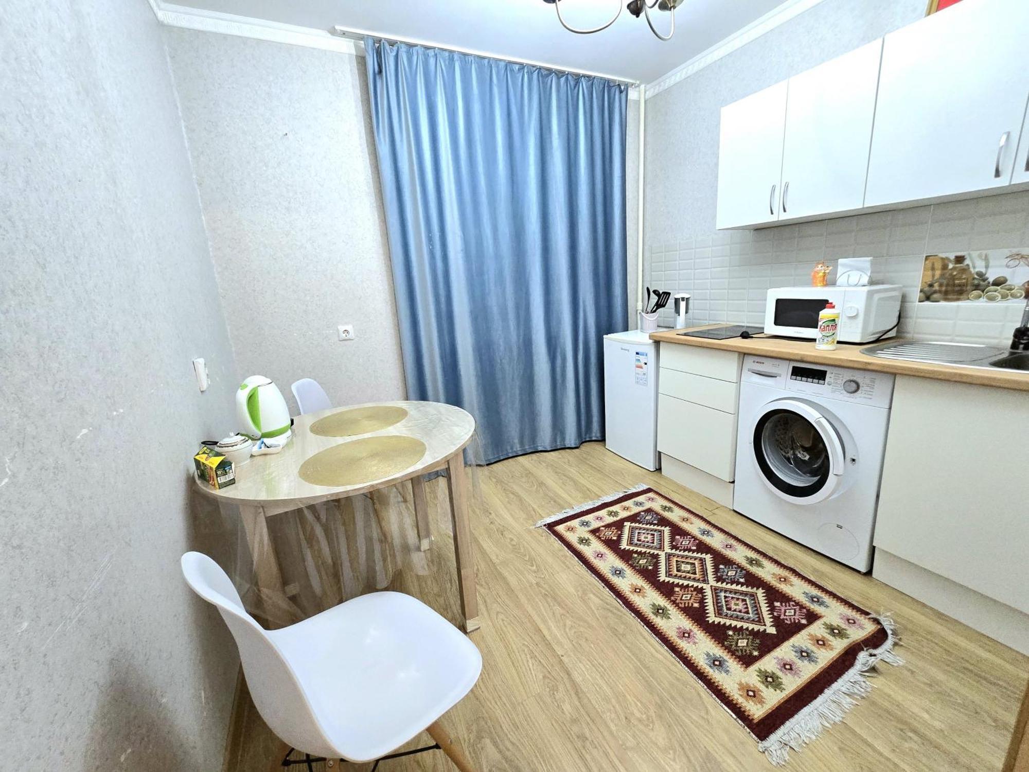 Двухкомнатная "Аэропорт Астана" Apartment Ngoại thất bức ảnh